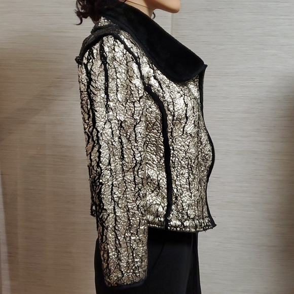 used like new Kids jacket 10-12 yo - Picture 4 of 8